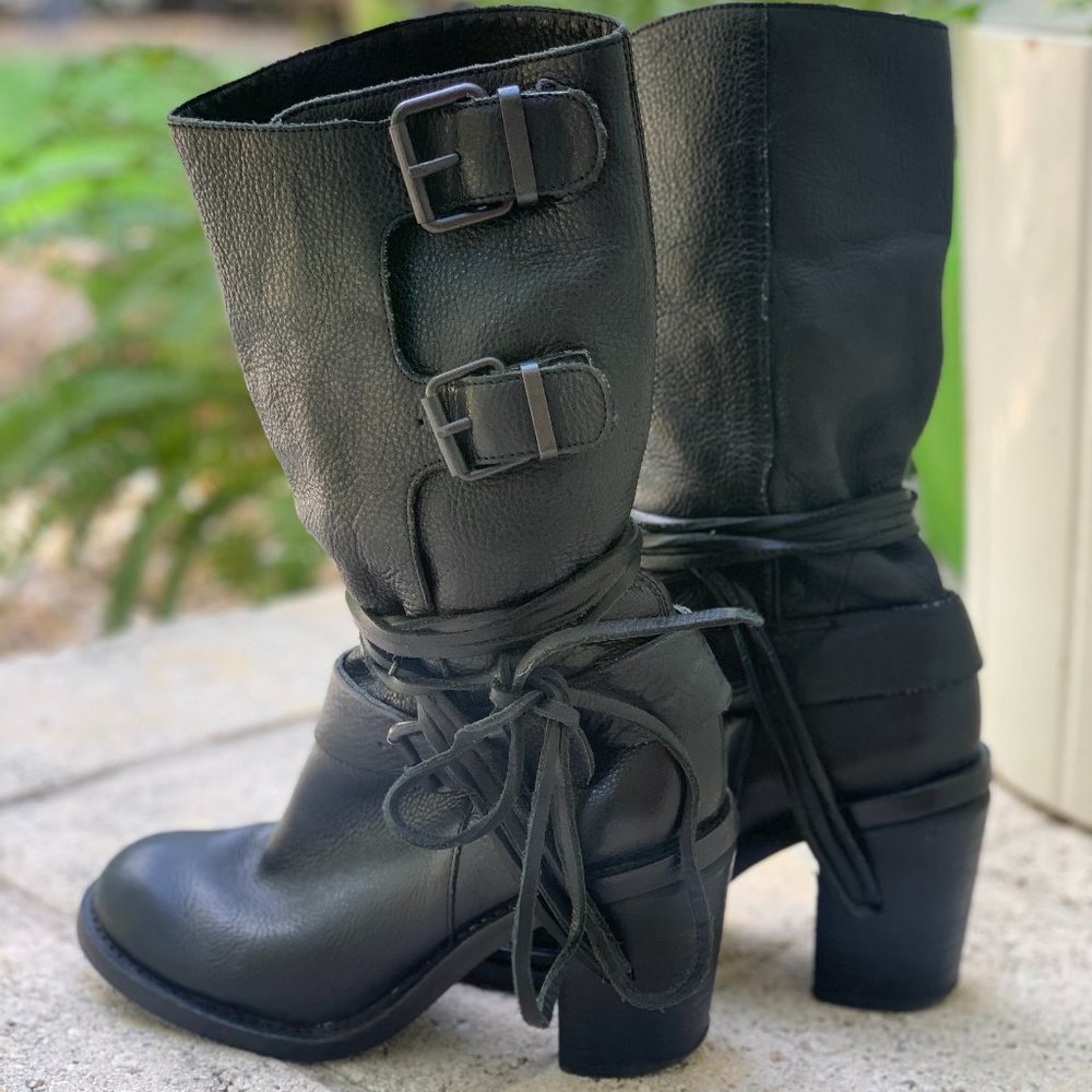 Vince Camuto Buckled boots